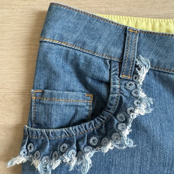 Moschino Boutique Jeans Ruffled Eyelet Size US 8 Crop High Waist Made in Italy - Picture 3 of 12